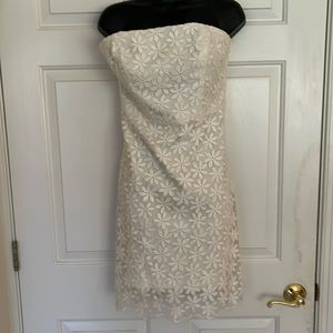 White flower mini dress by Belle Badgley Mischka